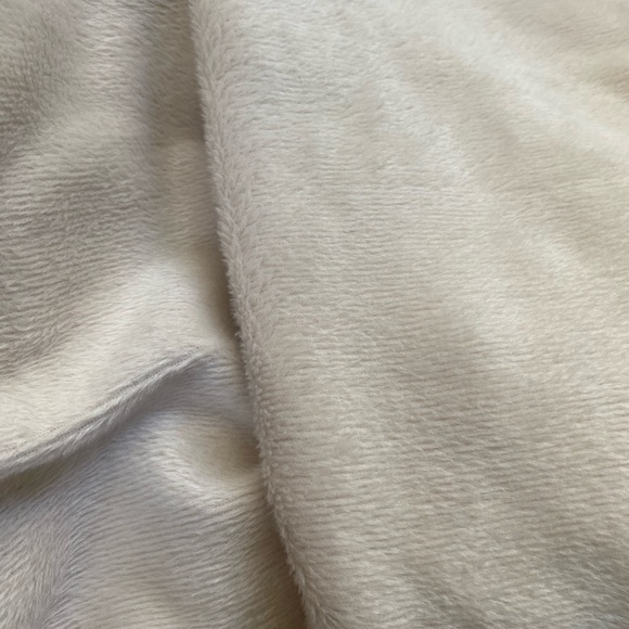 UGG Poncho, Beige, Very Cozy - Picture 6 of 14